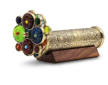 Caleidoscopio in Ottone Laccato con Motivo Floreale inciso a Mano RII, Include Due Ruote girevoli Separate, un'aggiunta Perfetta a Qualsiasi Collezione. (17,8 x 3,8 cm)