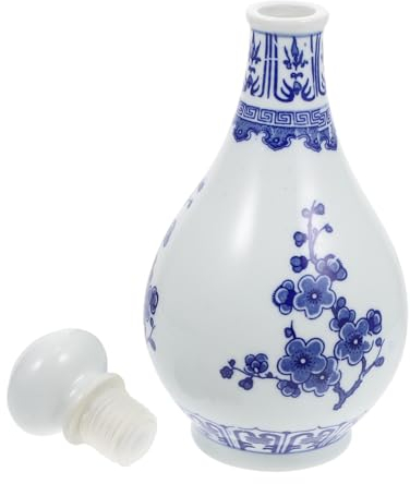 BESTonZON Ceramic Sake Pot Blue and White Porcelain Wine Kettle 1 Jin Capacity Traditional Jingdezhen Ceramic Wine Holder for Serving and Storage