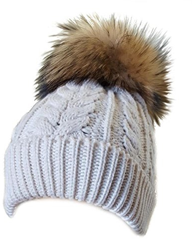 MERRYLAND Mütze Echtfellbommel Pudelmütze ECHTFELL Bommelmütze Hat Real Fur Handmade Fellbommel Echt Fell Strickmütze Bommel Pelzbommel Waschbär Raccoon Pelz