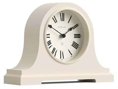 Newgate® Broadway Orologio a camino | Classico design del cappello di Napoleone | Crema alla vaniglia | Numeri romani | Stile tradizionale per scrivania, tavolo, mensola o comodino