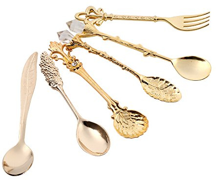 6pcs/Set Zinc Alloy Tableware Retro Carved Tableware with Pattern Coffee Ice Cream Fruit Dessert Spoons and Fork for Home Restaurant(Golden)