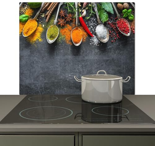 KitchenYeah© Spritzschutz Herd Küchenrückwand Vinyl Küchen Zubehör | 65x52 cm - Küchenwand, Herdabdeckung Induktionsmatte Beton - Gewürze - Löffel