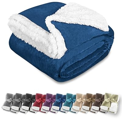 Gräfenstayn® Dicke Kuscheldecke flauschig & super weich - warme Sherpa-Fleecedecke in Lammfell-Optik als Wohndecke, Tagesdecke & Sofadecke - Überwurf Decke Sofa & Couch (Blau 200x150)