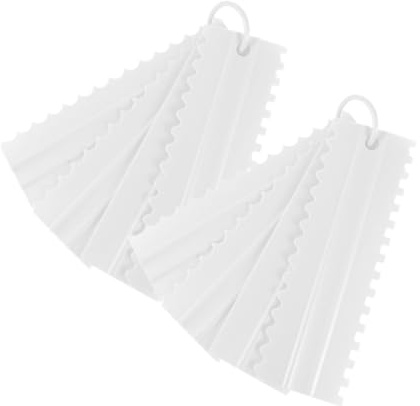 UKCOCO 2ensembles Grattoir à Gâteau Plastique De Lisseurs De Bord De Crème Outils De Décoration De Pâtisserie pour Fondant Peigne à Glaçage Réutilisable