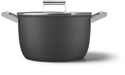 Smeg, Casseruola Antiaderente CKFC2611BLM con Coperchio Incluso, Diametro 26 cm, Maniglie Laterali in Acciaio Inox, Per Tutti i Piani Cottura, Fino a 250° in Forno, Capacità 7,7L, Nero