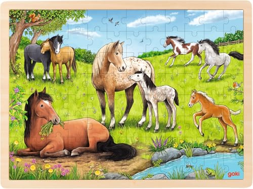 goki 57321 - Einlegepuzzle Sommer auf der Pferdewiese, niedliches Motiv Einer Pferdekoppel inkl. Landschaft, fördert Fantasie und Motorik der Kinder, 40cm x 30cm, 96er Set, ab 3 Jahre