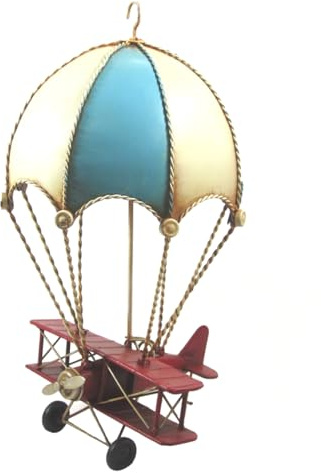 CAPRILO Adorno Colgante Decorativo de Metal Avioneta Roja-Paracaidas. Figuras y Esculturas. Decoración Hogar. Regalos Originales. 18 x 16,50 x 31 cm.