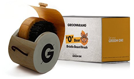 Luxuriöser Bartpinsel „‘O‘ Boar“ aus Wildschweinborsten von Groomarang, perfektes Pflegegeschenk für Männer