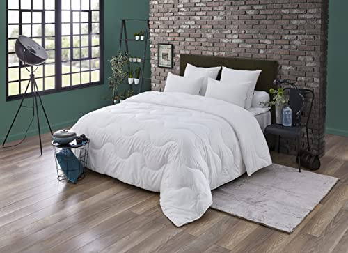DODO - Couette Tempérée Synthétique 220x240 cm - Convient 2 Personnes - Anti-Acariens aux Actifs d'origine Végétale - Tissu 100% Polyester - Garnissage Fibre Circul'Air - Lavable en Machine à 40°C