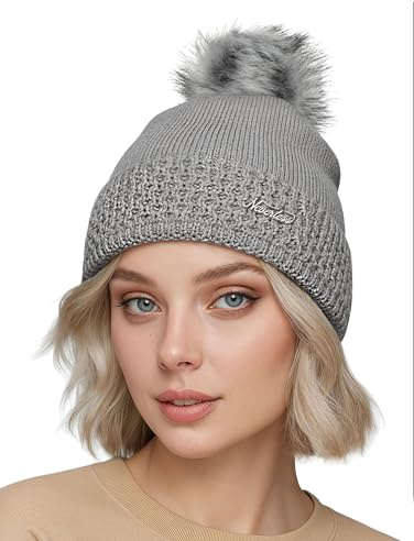 Neverless® Damen Strickmütze mit Stickmuster-Mix Feinstrickmütze gefüttert Fleecefutter mit Bommel aus Fake Fur Wintermütze Hellgrau Unisize