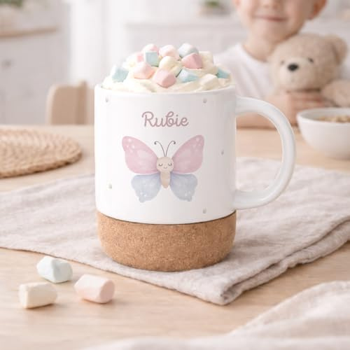 hellomini Personalisierte Tasse mit Korkboden für Kinder, Kindertasse mit Wunschdruck, Kinderbecher mit Namen, Geschenk zum Geburtstag, (Schmetterling)