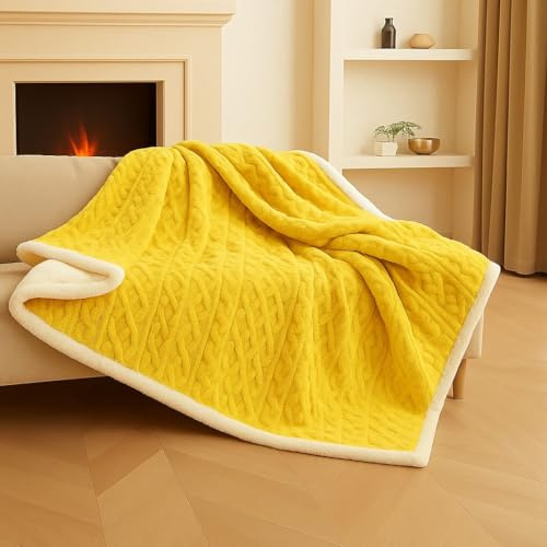 Plaid XXL 230x200 cm – Coperta super morbida e calda BOSALONI HOME, plaid elegante da divano e letto con lavorazione a rilievo – Autunno Inverno – Giallo Ambra