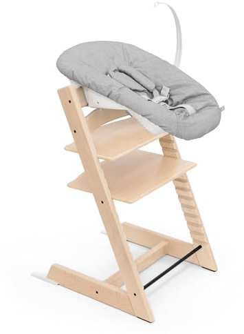 Tripp Trapp Stokke Stuhl (Natur) mit Newborn Set (Grau) ab der Geburt bis 9 kg verwendbar - bequem, sicher und einfach in der Anwendung