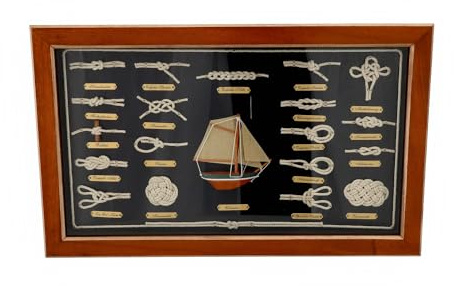 Knotentafel, 19 Knoten mit deutscher Kennzeichnung | Holzrahmen 51x31 cm
