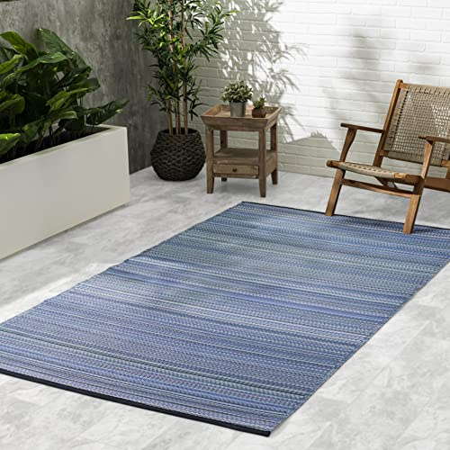 FAB HAB Alfombra de Exterior - Impermeable Resistente a la Decoloración Sin Arrugas - Plástico Reciclado - A Rayas - Porche Terraza Balcón Lavadero Patio - Cancún - Índigo - 90 cm x 150 cm