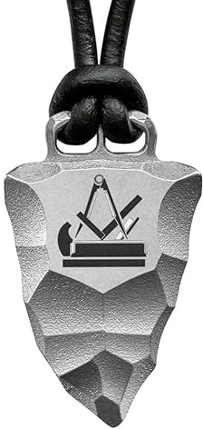 Element of Gods Titan-Anhänger Faustkeil mit Schreiner Zunftzeichen – Maskuline Herren-Halskette aus schwarzem Lederband und robustem Titan – Tischler Schmuck & Handwerker Geschenk für Männer