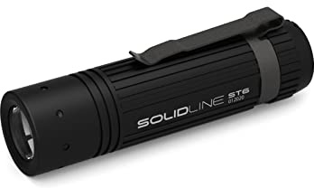 Solidline ST 6. Lampe de poche LED super lumineuse, focalisable, 320 lumens, durée d'éclairage de 25 h, portée d'éclairage de 140 m, piles incluses