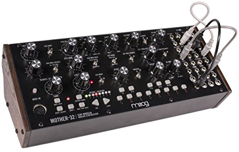 MOOG Mother-32 Semimodularer Eurorack-Analogsynthesizer mit 32-Step Sequencer, VC-Oszillator & Ladder-Filter, MIDI-In, erweitertem Patchbay, CV-Klinke