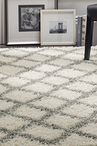 SAFAVIEH Dallas Shag Collection Area Rug - 5'1 x 7'6, Ivory & Grey, Trellis Design, Non-Shedding & Easy Care, 1.5-inch Thick Ideal for High Traffic Areas in Living Room, Bedroom (SGD258F)
