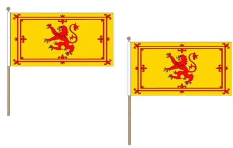 AZ FLAG Pacco 10 Bandiere Reale della Scozia 45x30cm con Asta di Legno - Bandiera Scozzese con Stemma 30 x 45 cm
