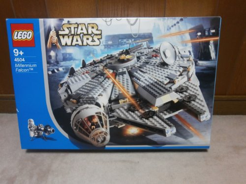 LEGO Star Wars 4504: Millennium Falcon