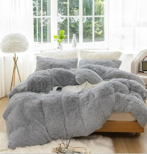 LUOYUAN Plush Shaggy Duvet Cover Set 3 Pieces Aesthetic Fluffy Comforter Cover Set Ultra Soft Crystal Velvet（1 Faux Fur Comforter Cover + 2 Faux Fur Pillowcases）,Zipper Closure(Queen，Light Grey)