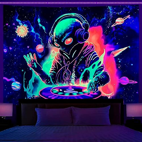 OSVINO Schwarzlicht Außerirdischer Wandteppich 150X200CM Tapisserie UV-reaktiv Außerirdischer DJing mit Kopfhörern Tapisserie Sonne Planet Poster Wandbehang für Schlafzimmer Wohnzimmer
