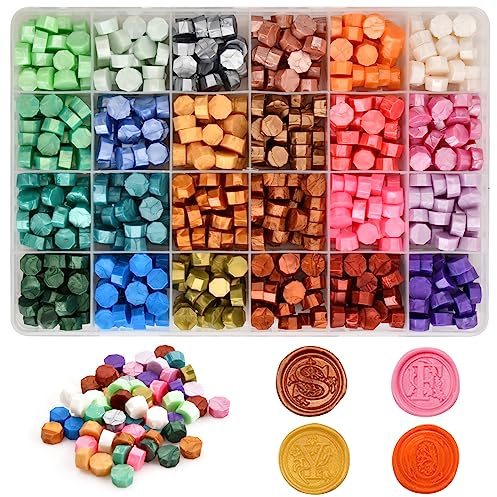 600 PCS Kit Ceralacca Perline, Ottagonali di Cera In 24 Colori con Scatola di Immagazzinaggio, Sigillo di Cera per Timbro di Candela per Decorare Buste, Partecipazioni di Nozze, Festival Cartoline (E)