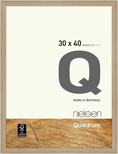 nielsen Holz Bilderrahmen Quadrum, 30 x 40 cm, Hellbraun | Holz Fotorahmen im Hoch- & Querformat zum Aufhängen Hellbraun matt Echtglas
