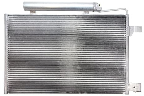 Radiatore del climatizzatore Condensatore del climatizzatore Radiatore del climatizzatore Condensatore del climatizzatore Impianto di climatizzazione incl. essiccatore 600 x 410 x 16 mm
