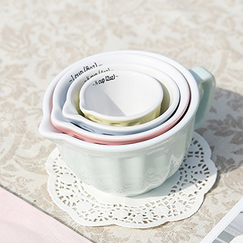 Set of 4 Ceramic Vintage Pastel Measuring Cups - 11 x 15 x 7 x 11 cm - Vintage, Retro Style Kitchenware!
