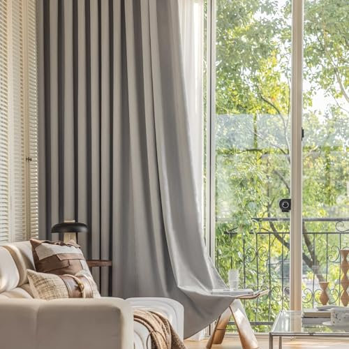 Beydodo Verdunkelungsvorhang Kinderzimmer 96x115CM, Vorhang Blickdicht Ösen 2er Set Jacquard Modern Einfach Chenille Gardinen Verdunkelnd Kinderzimmer Wohnzimmer Hellgrau