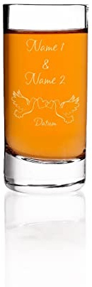Herz & Heim® edles Schnapsglas zur Hochzeit mit Gravur der Namen des Paares - Gastgeschenk u. Hochzeitsgeschenk (Tauben)