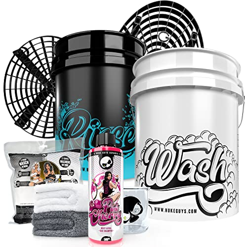 Nuke Guys 2 Eimer Waschmethode Autopflege Set: Pink Cherry Autoshampoo, 500ml + 2x GritGuard Wascheimer 5GAL + 1x Grit Guard Einsatz + GritGuard Waschbrett+ 2x Mikrofaser Waschtuch + Messbecher