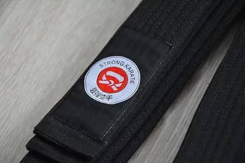 Schwarzer Gürtel mit Karate Bestickung (rot, 320)