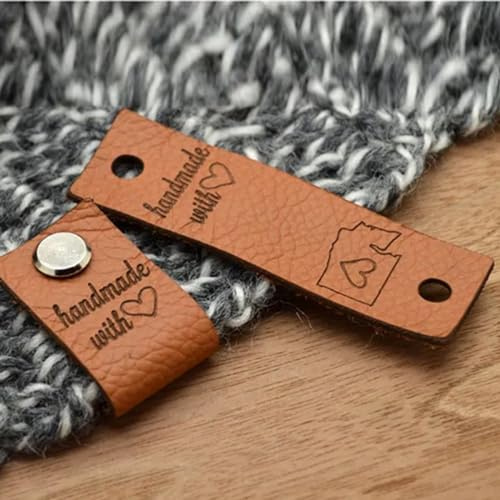 25pcs Handmade Etiketten Mit Nieten, Custom Leder Tags Für Kleidung Häkeln, Personalisierte Text-Logo Floding Etikett Für Häkeln Handwerk Artikel Mit Nieten 60x20mm