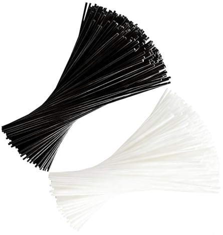 DWUENT Reed Diffuser Sticks, Reeds for Diffusers, Diffuser Reeds Sticks, 200PCS Black and White Natural Rattan Aroma Diffuser Replacement Refill, 18cm Long, for Home Office Spa Bedroom