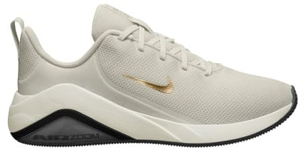Nike Bella 7 Damen Workout-Schuh, Phantom/Metallic Gold-Black-Sail, 38 EU