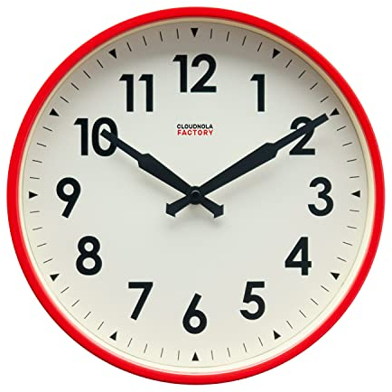 Cloudnola Factory Rote Metall Bahnhofsuhr mit Zahlen - Designer Wanduhr Rot Grau, 30 cm Durchmesser - Moderne Wanduhr ohne Ticken, Batteriebetrieben