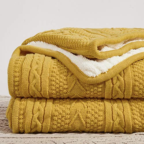 Longhui bedding Senfgelb 127 x 160 cm Acryl Zopfmuster Sherpa Überwurf Decke – dicke, weiche, große, gemütliche gelbe Strick-Fleecedecke für Couch, Sofa, Bett – große gelbe Decke für alle Jahreszeiten