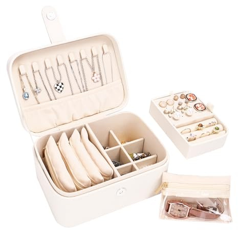 Boxudeli 2 Ebenen Schmuckkästchen mit 4 Schmuckbeuteln aus Samt, großer Reise Schmuckkästchen Klein, mittelgroße Schmuckaufbewahrungsbox, tragbare Schmuckschatulle aus PU-Leder für Damen (Beige)