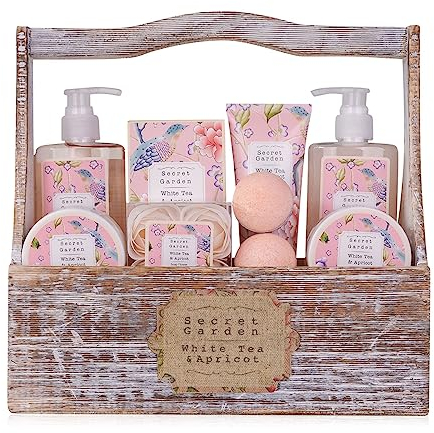 Accentra - Set de ducha para mujer cesta de madera - Kit tratamiento 8 pz con gel duche, loción corporal, aditivos baño, exfoliante y crema de manos - Regalo de bienestar para cumpleaños, San Valentín