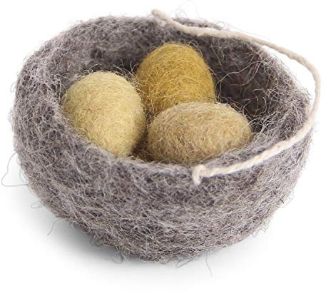 Anhänger Osternest mit gelben Eiern aus Filz