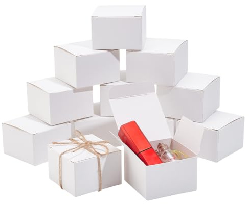 PH PandaHall 30 Stück Weihnachten Weißes Geschenkbox Kleine Geschenkboxen Mini Karton Box mit Deckel Papier Gunst Box Weihnachtenboxen Geschenkbox für Weihnachten Hochzeit Geburtstag Party 6x6x4 cm