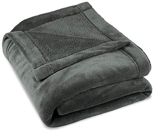 CelinaTex Flauschige Kuscheldecke 150 x 200 cm grau Decke Sofa warm Wohndecke weich Mikrofaser Fleece Oeko-TEX Montreal