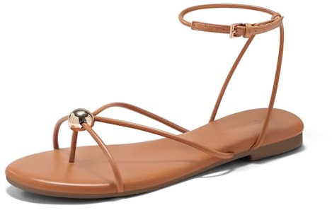Coutgo Womens Strappy Flat Sandals Open Toe Flip Flops Sandals Ankle Strap Summer Beach Shoes, Brown, size 9