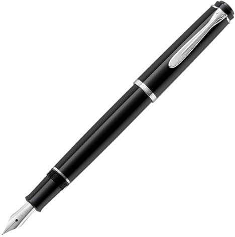 Pelikan Füllhalter Classic 205, Schwarz, Feder F (fein), hochwertiger Patronenfüller im Geschenk-Etui, 820691