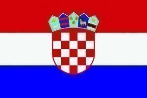 Flagge Kroatien 90 x 150 cm Fahne mit 2 Ösen 100g/m² Stoffgewicht Hissflagge für Mast