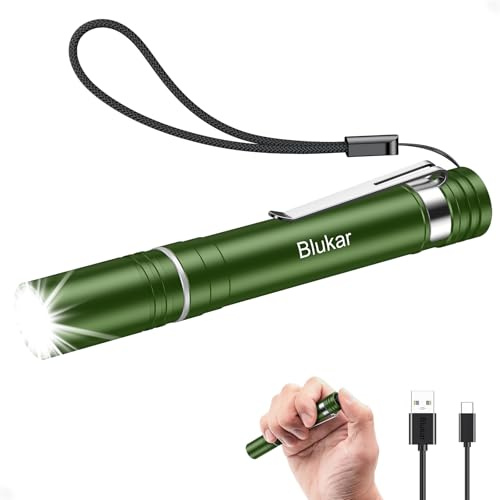 Blukar Torcia LED Mini Ricaricabile, Torcia Penna Tascabile con Clip | 4 Modalità,Funzione di Memoria,Zoomabile,Lunga Durata,Portatile Impermeabile EDC per Campeggio,Emergenza-Verde Scuro