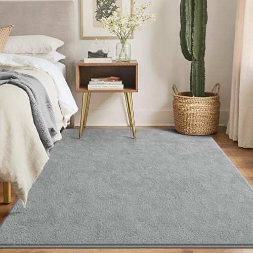 Keeko 4x6 Grey Area Rugs for Bedroom, Soft Modern Living Room Rug Indoor Non Slip Low Pile Washable Rug Fluffy Fuzzy Memory Foam Carpets Throw Rugs for Kids Nursery Classroom Dorm Room Decor